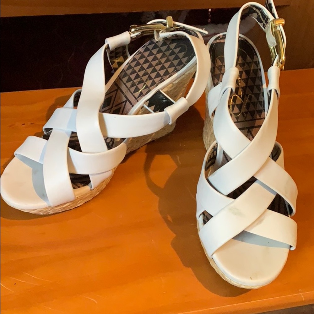 White wedges